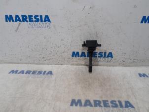 Used Pen ignition coil Renault Megane III Berline (BZ) 1.4 16V TCe 130 Price € 20,00 Margin scheme offered by Maresia Parts
