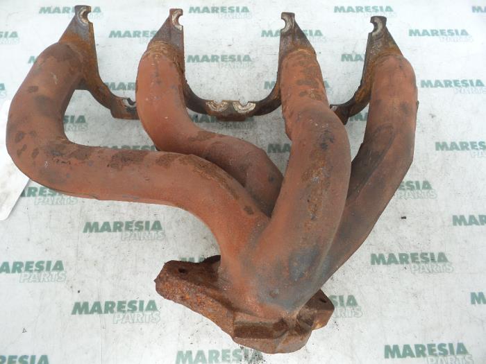 Gebrauchte Abgaskrümmer Renault Megane (BA) 2.0i ,Autom. Preis € 50,00 Margenregelung angeboten von Maresia Parts