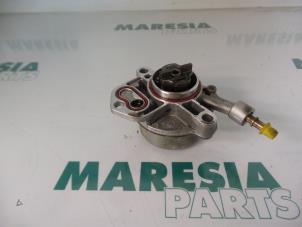 Used Vacuum pump (diesel) Peugeot 607 (9D/U) 2.2 HDi 16V FAP Price € 50,00 Margin scheme offered by Maresia Parts