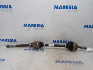 Used Front drive shaft, right Citroen C4 Cactus (0B/0P) 1.2 PureTech 110 12V Price € 90,00 Margin scheme offered by Maresia Parts
