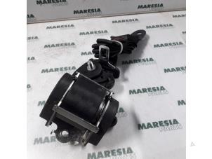 Used Rear seatbelt, left Peugeot 307 SW (3H) 1.6 HDiF 110 16V Price € 30,00 Margin scheme offered by Maresia Parts