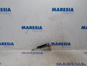 Used Gear-change mechanism Citroen C4 Grand Picasso (3A) 1.6 HDiF 115 Price € 20,00 Margin scheme offered by Maresia Parts