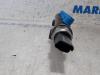 Fuel injector nozzle from a Citroën C4 Picasso (3D/3E) 1.6 e-Hdi, BlueHDi 115 2013