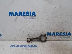 Used Connecting rod Citroen C4 Picasso (3D/3E) 1.6 e-Hdi, BlueHDi 115 Price € 40,00 Margin scheme offered by Maresia Parts
