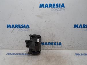Used Front brake calliper, left Citroen C4 Cactus (0B/0P) 1.2 PureTech 82 12V Price € 75,00 Margin scheme offered by Maresia Parts