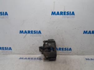 Used Front brake calliper, left Fiat Doblo Cargo (263) 1.6 D Multijet Price € 48,40 Inclusive VAT offered by Maresia Parts