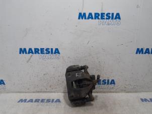 Used Front brake calliper, right Fiat Doblo Cargo (263) 1.6 D Multijet Price € 48,40 Inclusive VAT offered by Maresia Parts