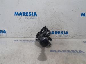 Used Gear stick Fiat Doblo Cargo (263) 1.6 D Multijet Price € 48,40 Inclusive VAT offered by Maresia Parts