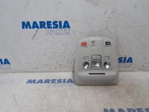 Used Interior lighting, front Citroen Jumpy 2.0 Blue HDI 120 Price € 90,75 Inclusive VAT offered by Maresia Parts
