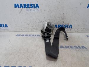 Used Front seatbelt, right Citroen Jumpy 2.0 Blue HDI 120 Price € 222,34 Inclusive VAT offered by Maresia Parts