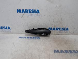 Used Door handle 2-door, right Citroen Jumpy 2.0 Blue HDI 120 Price € 48,40 Inclusive VAT offered by Maresia Parts