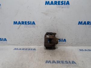 Usagé Etrier de frein (pince) avant droit Citroen C1 1.0 12V Prix € 20,00 Règlement à la marge proposé par Maresia Parts