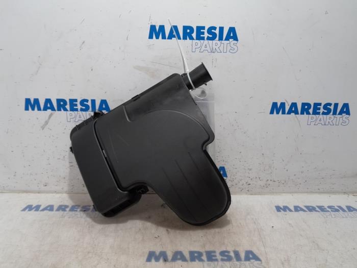 Begagnade Luftfilterhus Citroen C1 1.0 12V Pris € 19,99 Marginaltabell erbjuds av Maresia Parts