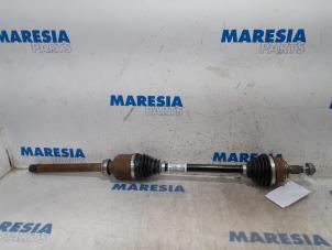 Used Front drive shaft, right DS Automobiles DS 3/DS 3 Crossback (UC/UJ/UR) 1.2 12V PureTech 130 Price € 254,10 Inclusive VAT offered by Maresia Parts