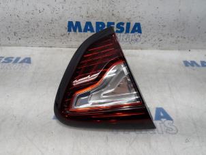 Used Taillight, left Renault Captur (2R) 1.2 TCE 16V EDC Price € 35,00 Margin scheme offered by Maresia Parts