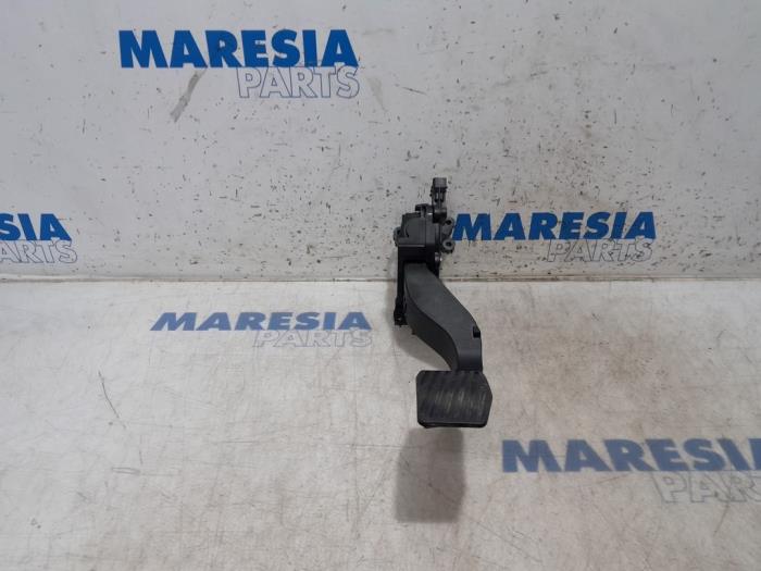 Begagnade Gaspedalsensor Fiat Doblo Cargo (263) 1.6 D Multijet Pris € 48,40 Inklusive moms erbjuds av Maresia Parts