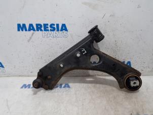 Used Front lower wishbone, left Fiat Punto III (199) 0.9 TwinAir Turbo 100 Price € 25,00 Margin scheme offered by Maresia Parts