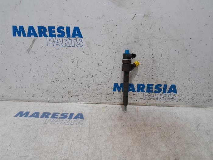 Gebrauchte Einspritzdüse (Diesel) Lancia Delta (844) 1.6 D Multijet 16V 120 Preis € 105,00 Margenregelung angeboten von Maresia Parts