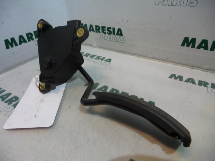 Gebrauchte Gaspedalposition Sensor Renault Scénic II (JM) 1.9 dCi 120 Preis € 35,00 Margenregelung angeboten von Maresia Parts