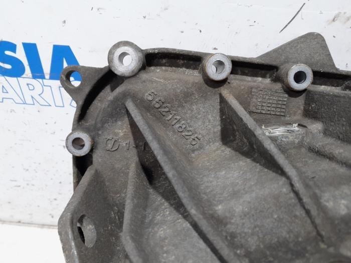 Gearbox casing from a Fiat Ducato (250) 3.0 D 177 MultiJet II Power 2013