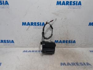 Used Rear door lock mechanism 4-door, left Citroen C4 Grand Picasso (3A) 1.6 BlueHDI 115 Price € 40,00 Margin scheme offered by Maresia Parts