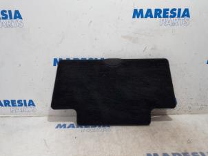 Used Carpet Citroen C4 Grand Picasso (3A) 1.6 BlueHDI 115 Price € 50,00 Margin scheme offered by Maresia Parts