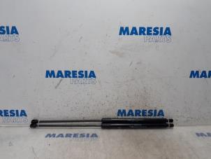 Used Set of tailgate gas struts Citroen C4 Grand Picasso (3A) 1.6 BlueHDI 115 Price € 35,00 Margin scheme offered by Maresia Parts
