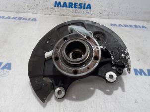 Used Knuckle, front right Citroen C4 Grand Picasso (3A) 1.6 BlueHDI 115 Price € 75,00 Margin scheme offered by Maresia Parts