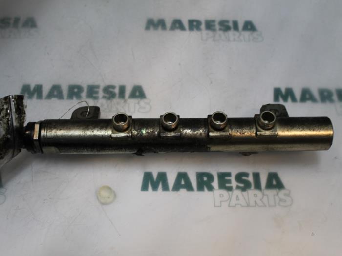 Usagé Système d'injection Fiat Bravo (198A) 1.9 JTD 16V Multijet 150 Prix € 105,00 Règlement à la marge proposé par Maresia Parts