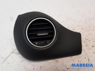 Used Dashboard vent Fiat Punto III (199) 0.9 TwinAir Turbo 100 Price € 25,00 Margin scheme offered by Maresia Parts