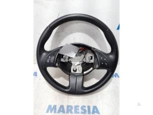 Usagé Volant Fiat 500 (312) 1.2 69 Prix € 75,00 Règlement à la marge proposé par Maresia Parts