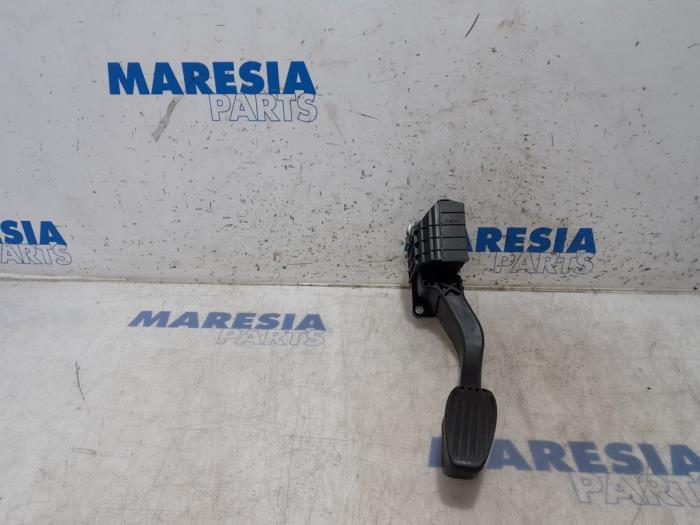 Begagnade Gaspedalsensor Fiat 500 (312) 1.2 Pris € 19,99 Marginaltabell erbjuds av Maresia Parts