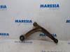Front lower wishbone, right from a Fiat 500 (312), 2007 1.2 69, Hatchback, Petrol, 1.242cc, 51kW (69pk), FWD, 169A4000, 2007-07, 312AXA 2009