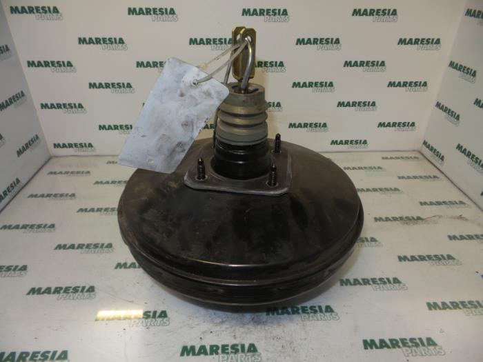 Begagnade Bromsservo Renault Scénic I (JA) 1.6 16V Pris € 40,00 Marginaltabell erbjuds av Maresia Parts