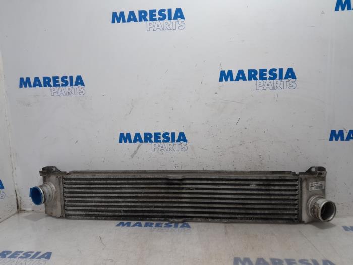 Usados Intercooler Peugeot Boxer (U9) 2.2 HDi 110 Euro 5 Precio € 84,70 IVA incluido ofrecido por Maresia Parts