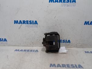 Used Rear brake calliper, left Peugeot Boxer (U9) 2.2 HDi 110 Euro 5 Price € 54,45 Inclusive VAT offered by Maresia Parts