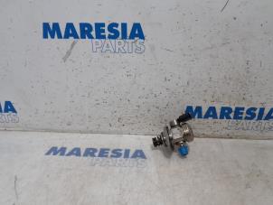 Used Mechanical fuel pump Renault Scénic IV (RFAJ) 1.3 TCE 140 16V Price € 157,50 Margin scheme offered by Maresia Parts