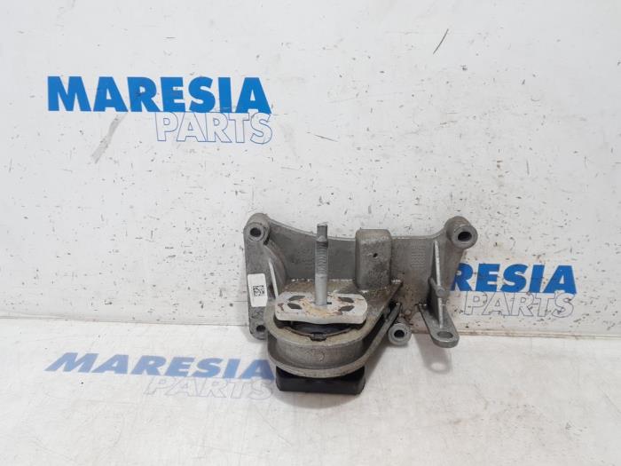 Used Engine mount Fiat Panda (312) 0.9 TwinAir 65 Price € 25,00 Margin scheme offered by Maresia Parts