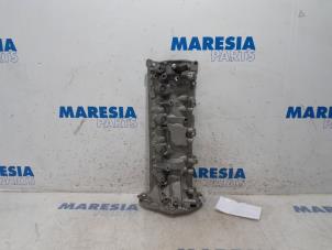 Used Rocker cover Renault Scénic IV (RFAJ) 1.3 TCE 140 16V Price € 95,00 Margin scheme offered by Maresia Parts