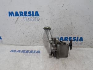 Used Oil pump Renault Kangoo Express (FW) 1.5 dCi 75 FAP Price € 60,50 Inclusive VAT offered by Maresia Parts
