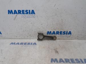 Used Connecting rod Renault Kangoo Express (FW) 1.5 dCi 75 FAP Price € 30,25 Inclusive VAT offered by Maresia Parts