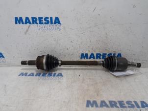 Usagé Arbre de transmission avant gauche Fiat 500 (312) 1.4 16V Prix € 35,00 Règlement à la marge proposé par Maresia Parts