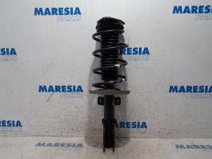 Used Front shock absorber rod, right Peugeot 308 SW (L4/L9/LC/LJ/LR) 1.6 BlueHDi 120 Price € 60,00 Margin scheme offered by Maresia Parts