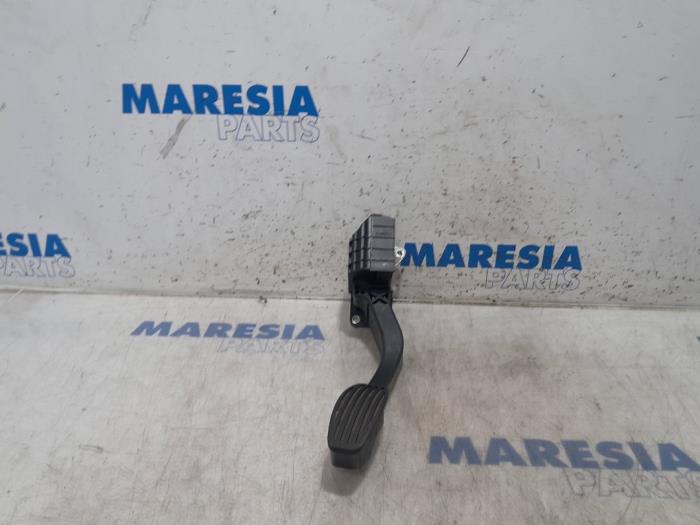 Begagnade Gaspedalsensor Fiat 500 (312) 1.4 16V Pris € 30,00 Marginaltabell erbjuds av Maresia Parts