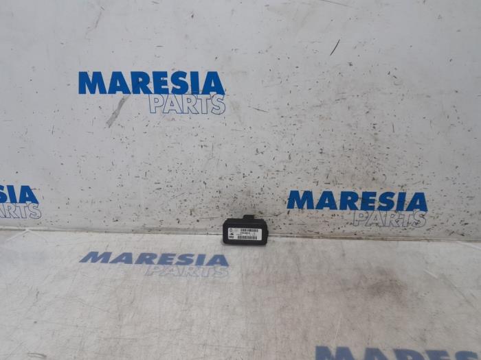 Used Esp computer Renault Scénic III (JZ) 1.4 16V TCe 130 Price € 19,50 Margin scheme offered by Maresia Parts