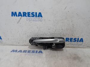 Used Rear door handle 4-door, left Renault Scénic III (JZ) 1.4 16V TCe 130 Price € 50,00 Margin scheme offered by Maresia Parts