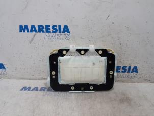 Used Right airbag (dashboard) Renault Scénic III (JZ) 1.4 16V TCe 130 Price € 65,00 Margin scheme offered by Maresia Parts