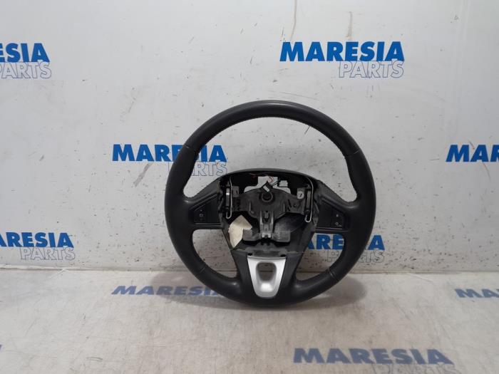 Używane Kierownica Renault Scénic III (JZ) 1.4 16V TCe 130 Cena € 50,00 Procedura marży oferowane przez Maresia Parts