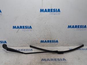 Used Front wiper arm Citroen C4 Grand Picasso (3A) 1.6 BlueHDI 120 Price € 30,00 Margin scheme offered by Maresia Parts