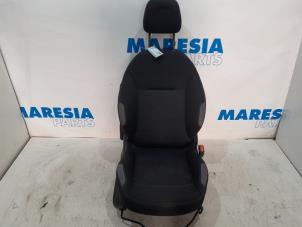 Used Seat, right Peugeot 208 I (CA/CC/CK/CL) 1.2 Vti 12V PureTech 82 Price € 105,00 Margin scheme offered by Maresia Parts